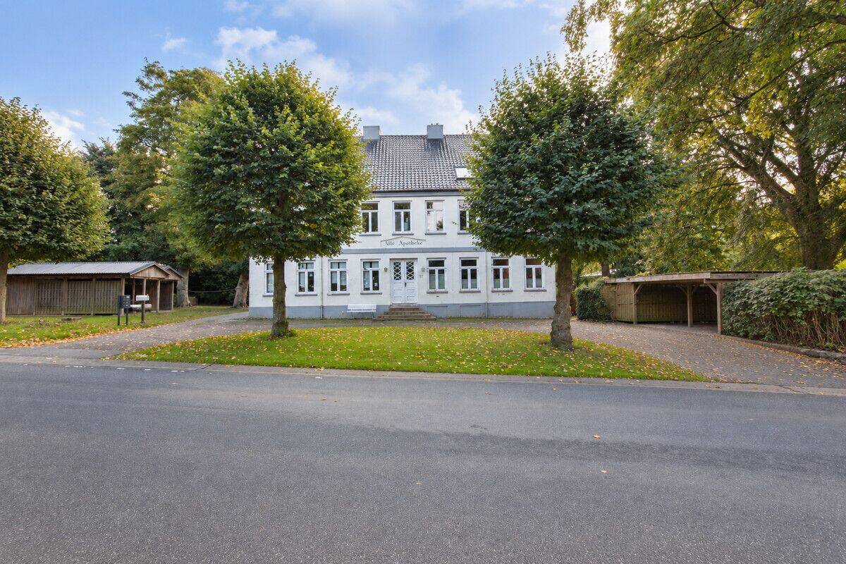 3-Zimmer-Dachgeschosswohnung mit Terrasse, Gartenhütte & Carport, 24972 Steinberg