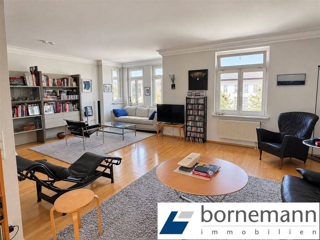 Rarität in bester Nordstadtlage! Freie Jugendstiletage mit Lift, Burgblick + Südbalkon!, 90408 Nürnberg (Großreuth h. d. Veste Gärten h. d. Veste Maxfeld Nordbahnhof Sankt Johannis)
