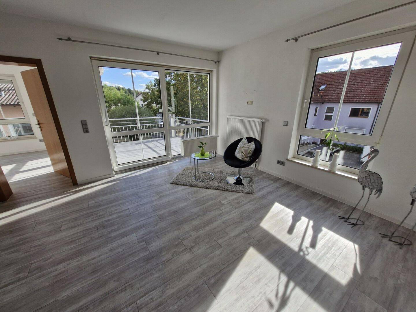 Modernisierte 3-Zimmer-Eigentumswohnung mit Balkonterrasse, Stellplatz, EBK – Nähe Unikliniken, 97080 Würzburg (Altstadt Dürrbachau Grombühl Oberdürrbach Unterdürrbach)