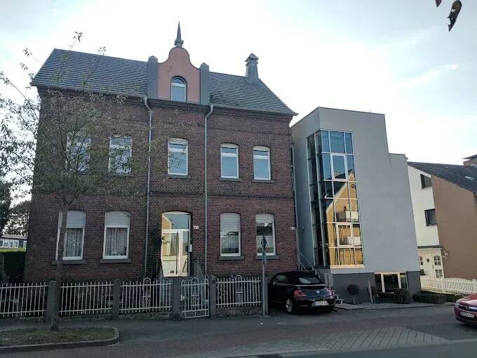 Charmante Altbauwohnung mit großzügiger Dachterrasse, 59077 Hamm