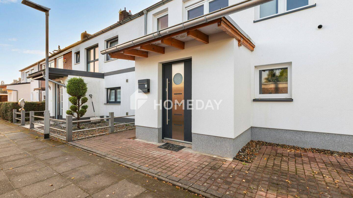 Bezugsfreies Familiendomizil: Saniertes Reihenhaus mit Garage, Garten und Einbauküche, 30453 Hannover