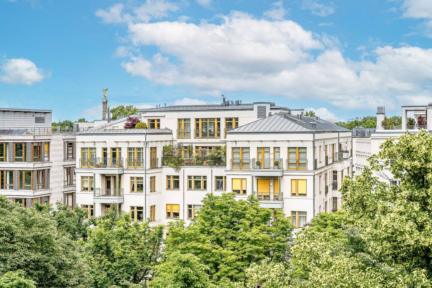 Das Penthouse mit Empore am Wasser, mit Sinn für Architektur und Diskretion, 10787 Berlin (Charlottenburg-Wilmersdorf Charlottenburg Schöneberg Tiergarten)
