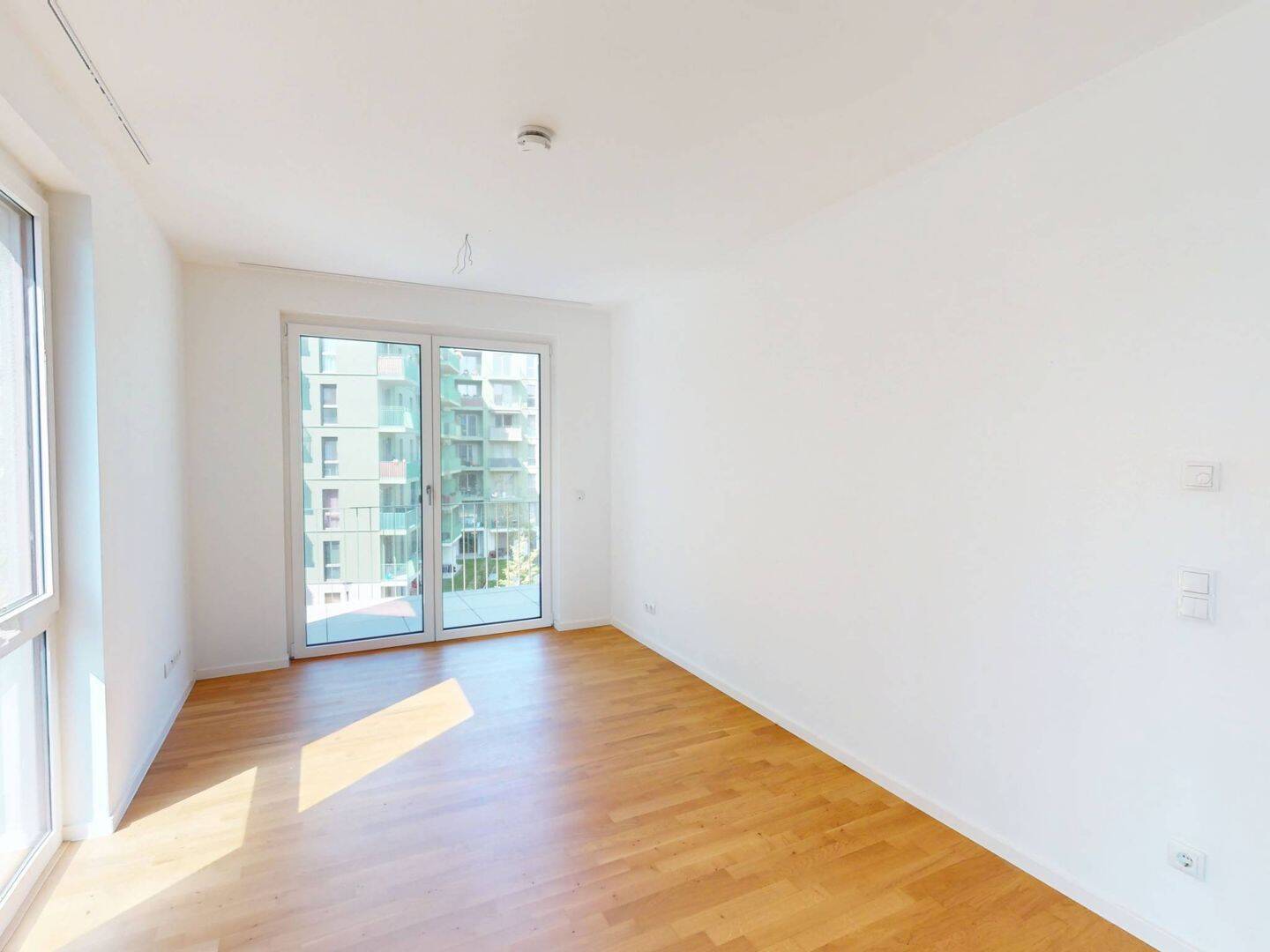 Moderne 2-Zimmer-Wohnung mit 2 BALKONEN und EBK im Projekt ‚Ferdinand’s Garden‘, 13055 Berlin (Lichtenberg Hohenschönhausen Alt-Hohenschönhausen Hohenschönhausen)