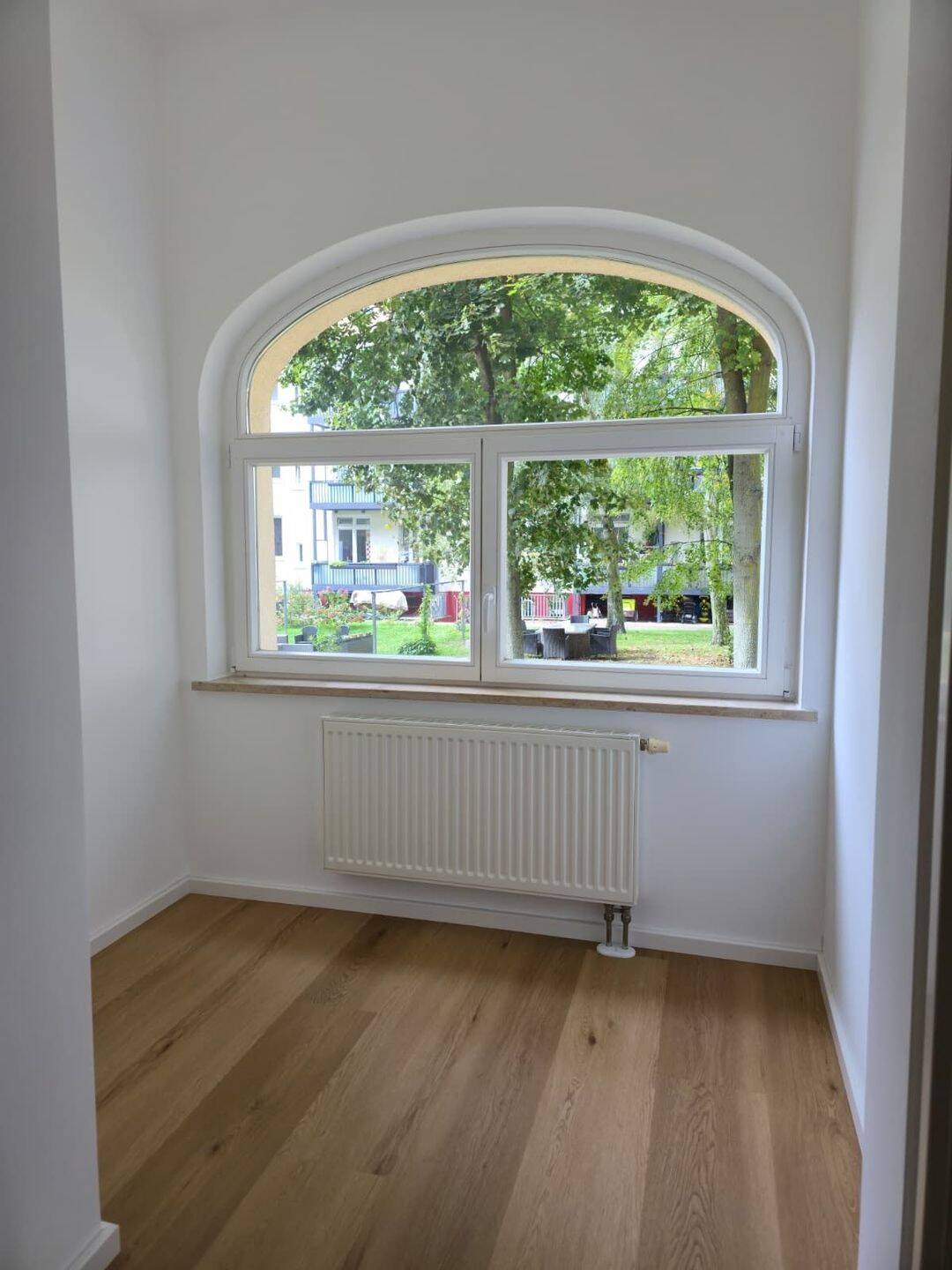 Modernisierte 2-Zimmer-Wohnung mit Loggia und großem Keller in ruhiger Lage, 4229 Leipzig (Kleinzschocher Plagwitz Schleußig)