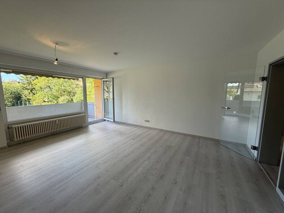 MODERNISIERTE 3,5 ZIMMERWOHNUNG IN SULZDORF MIT GARAGE, 74523 Schwäbisch Hall