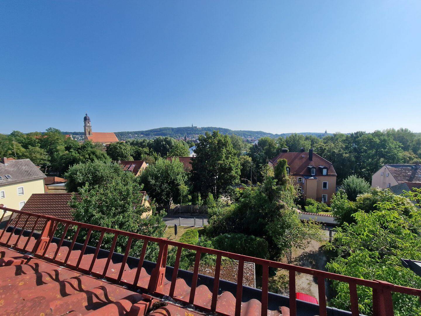 Charmante Dachgeschosswohnung mit offenem Wohnkonzept, 92224 Amberg