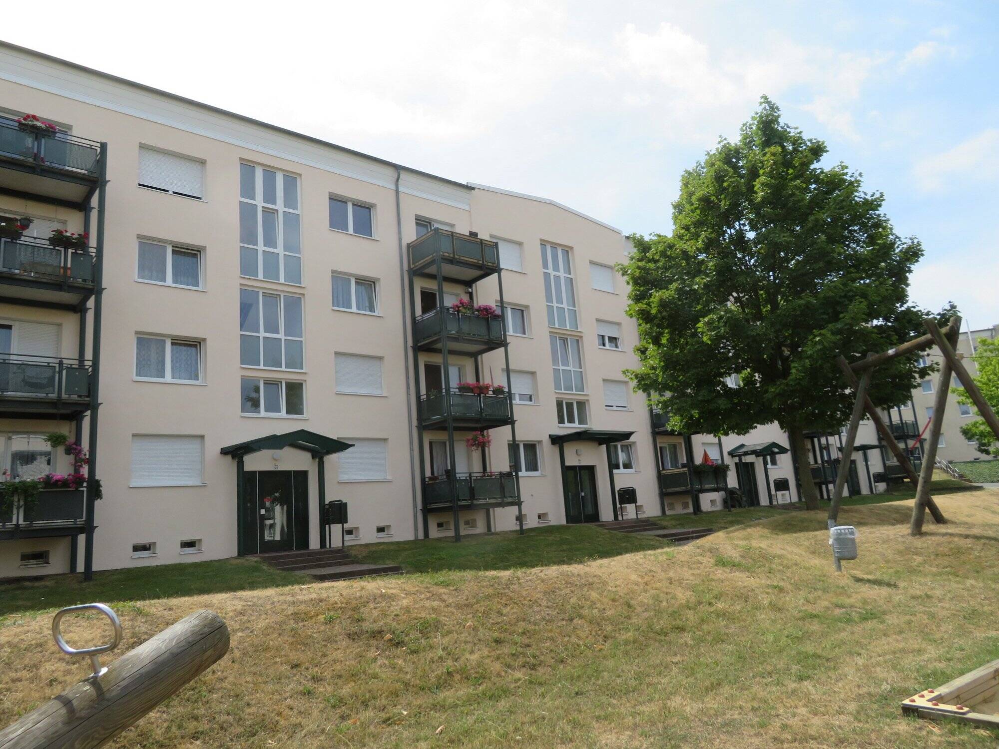 3-Zimmer-Wohnung mit Balkon, 6618 Naumburg (Saale)