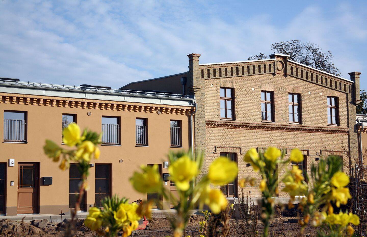 Wohnen am Fährgut * Reihenmittelhaus * 3 Zimmer * Terrasse * Stellplatz * 10/26, 14476 Potsdam