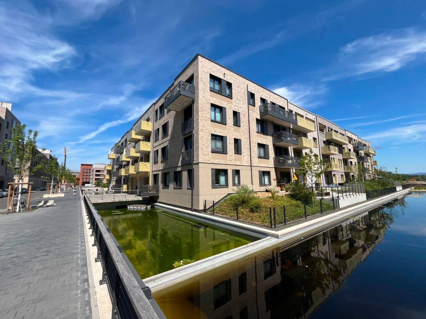 +++ NEUBAU 2023 am Zollhafen Mainz +++ Moderne 4-Zimmer-Wohnung mit Fußbodenheizung, EBK und Balkon, 55120 Mainz (Mombach Neustadt)