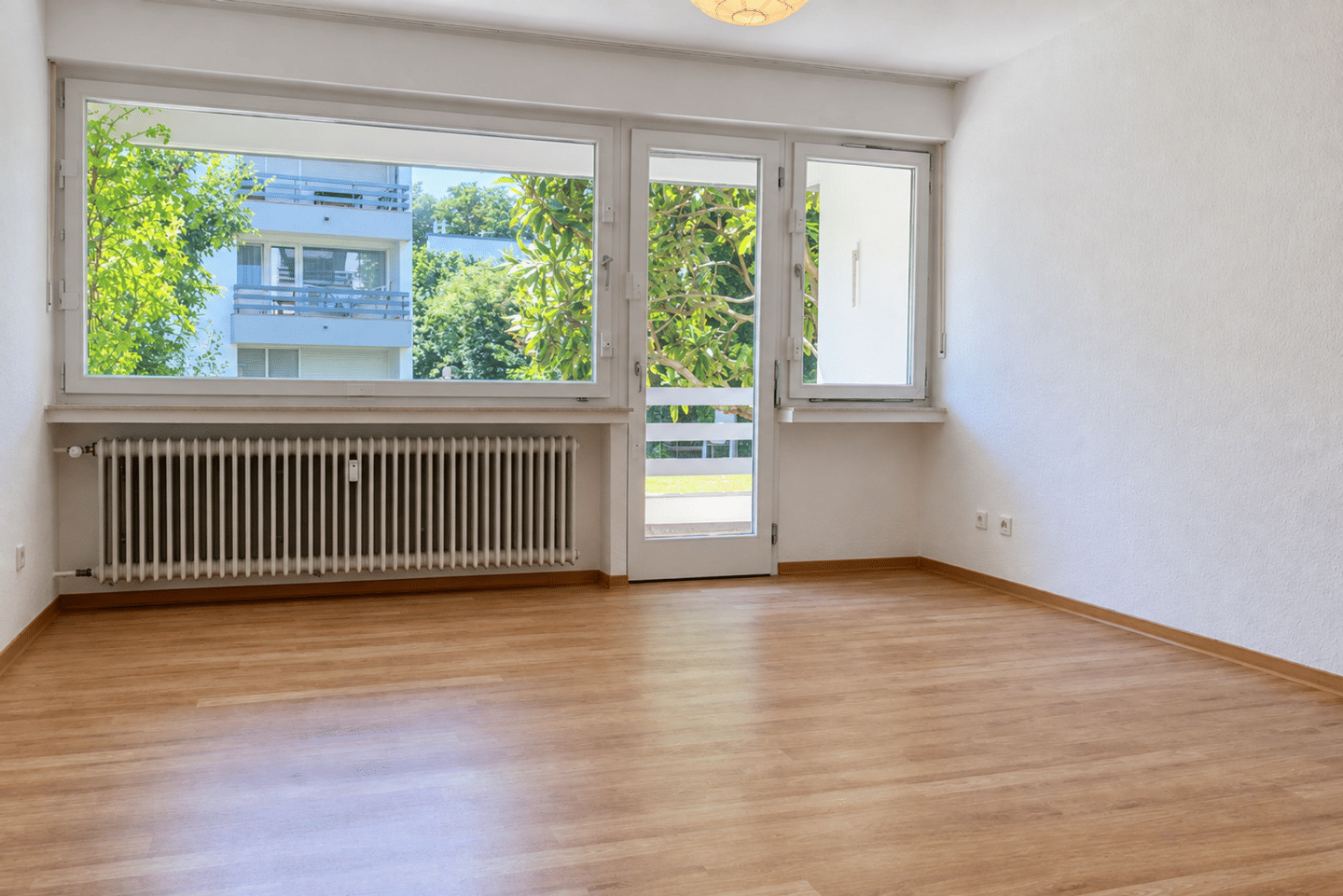 🏡 Sonnige 2.5-Zimmer-Terrassenwohnung in Bonn Plittersdorf/Rüngsdorf (200 m vom Rhein), 53173 Bonn (Bad Godesberg Plittersdorf Rüngsdorf Alt-Godesberg)