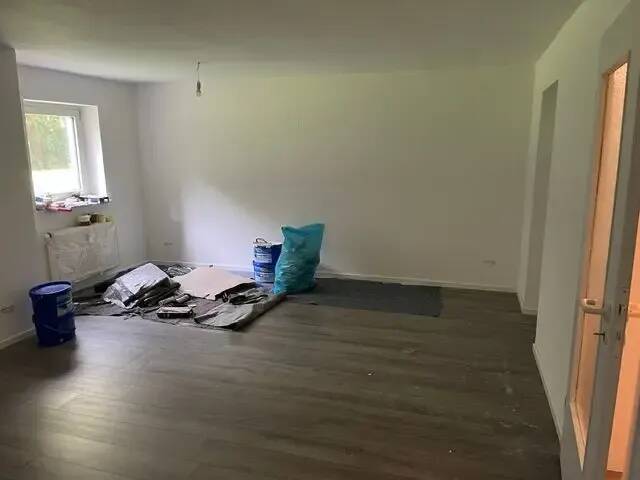 Souterrain-Wohnung in Mehrfamilienhaus, 34253 Lohfelden