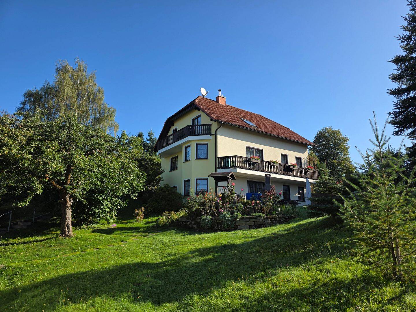 NEU! HELLE 2-RAUM WOHNUNG – ERSTBEZUG NACH SANIERUNG, 1848 Hohnstein