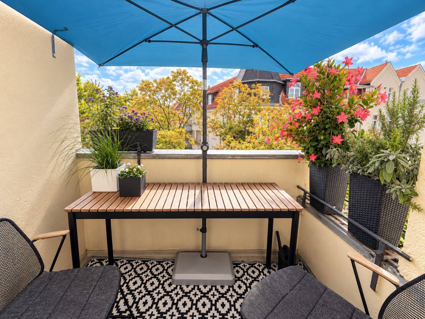 Lieblingsplatz in Friedenau – Gepflegte 3-Zimmer-Wohnung mit Balkon und Weitblick in Berlin, 12161 Berlin (Steglitz-Zehlendorf Friedenau Steglitz)