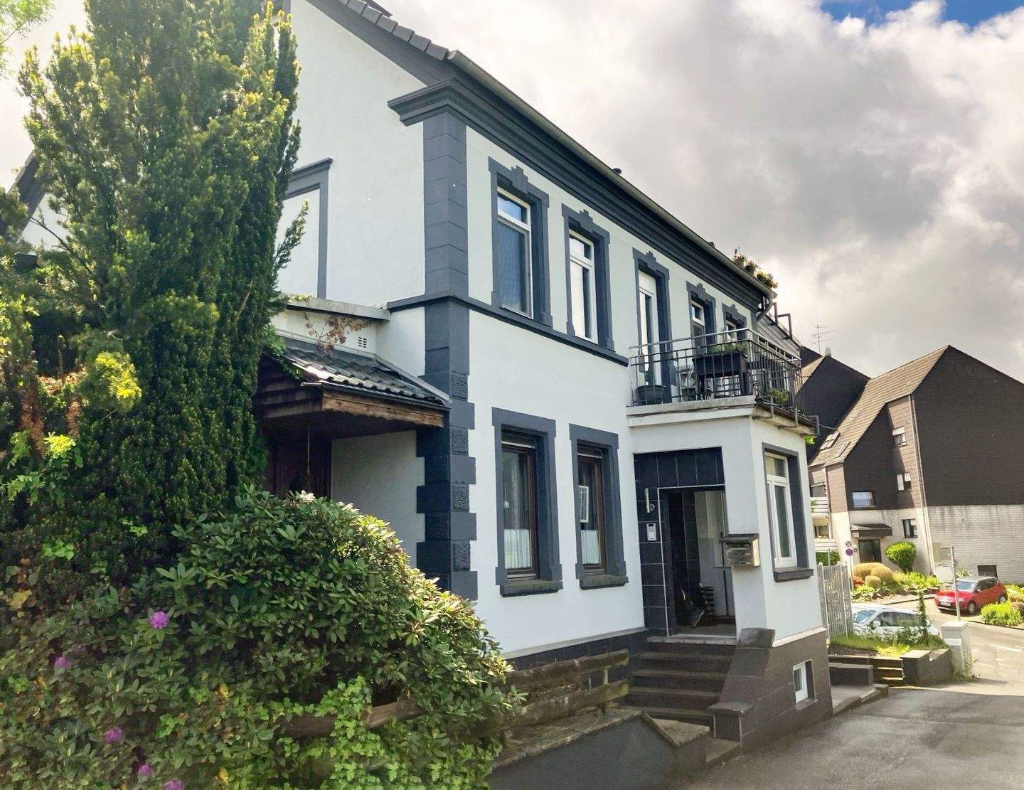 Modernisierte Erdgeschosswohnung mit Terrasse und Garten in kleiner Wohneinheit in Hagen-Dahl zu vermieten, 58091 Hagen (Dahl Eilpe Emst Mittelstadt Wehringhausen)