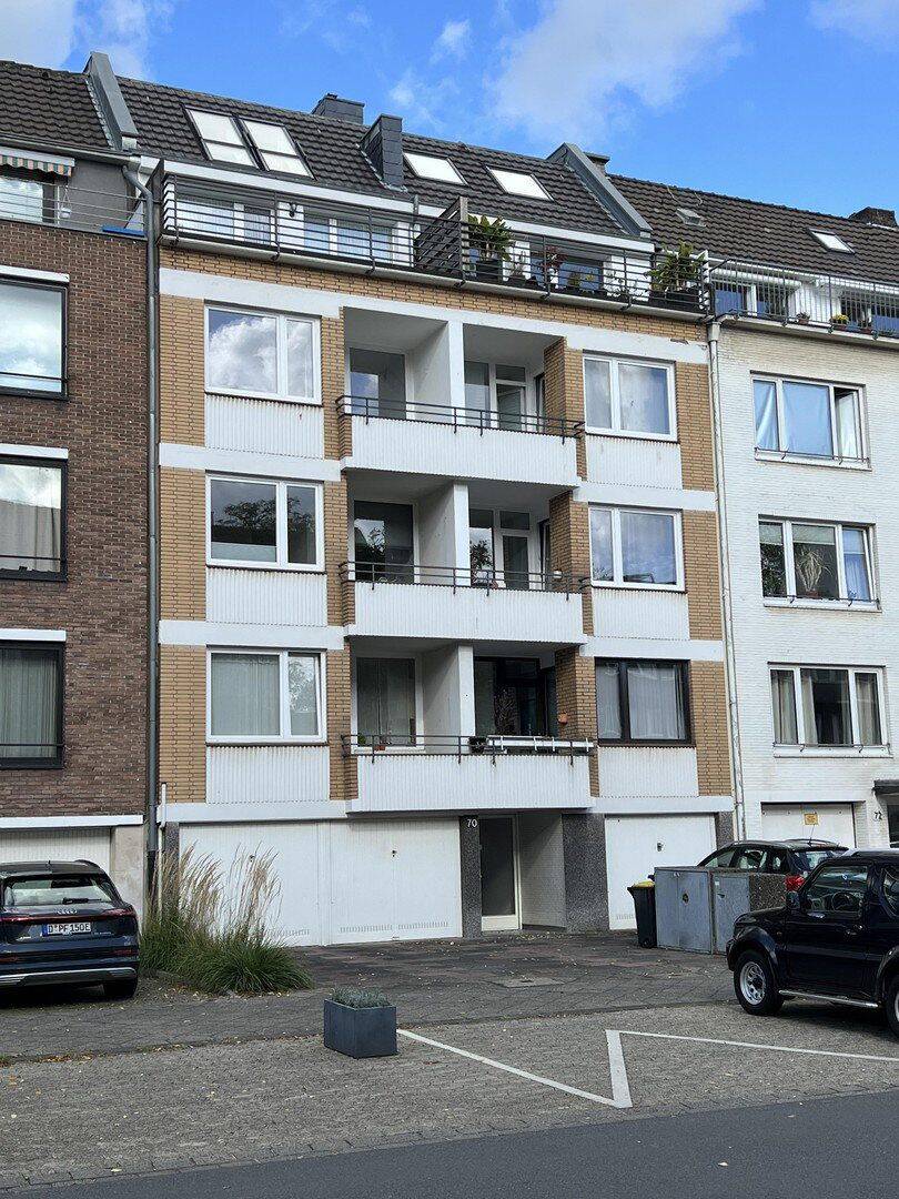 Zweitbezug nach Sanierung, 2-Zi-Wohnung in D-Zoo, neues Bad, 2 Balkone, 40235 Düsseldorf (Flingern Nord Flingern Süd Grafenberg)