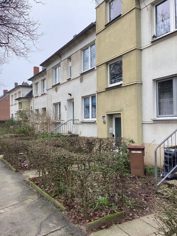 Ruhig und gemütlich: individuelle 2,5-Zimmer-Wohnung, 23569 Lübeck (Kücknitz Travemünde)