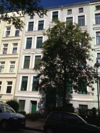 Balkonwohnung mit Einbauküche – befristet bis 30.06.2027, 18057 Rostock (Gartenstadt/Stadtweide Hansaviertel Kröpeliner Tor-Vorstadt Stadtmitte)