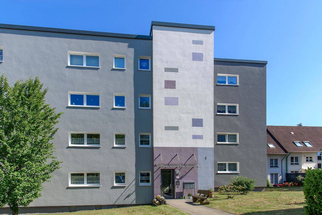 Moderne Wohnung mit großem Balkon!, 42897 Remscheid (Lennep)