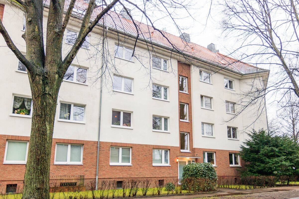 Gepflegte Wohnung – 200 m zur U-Bahn Habichtstr., 22307 Hamburg (Hamburg-Nord Barmbek-Nord)