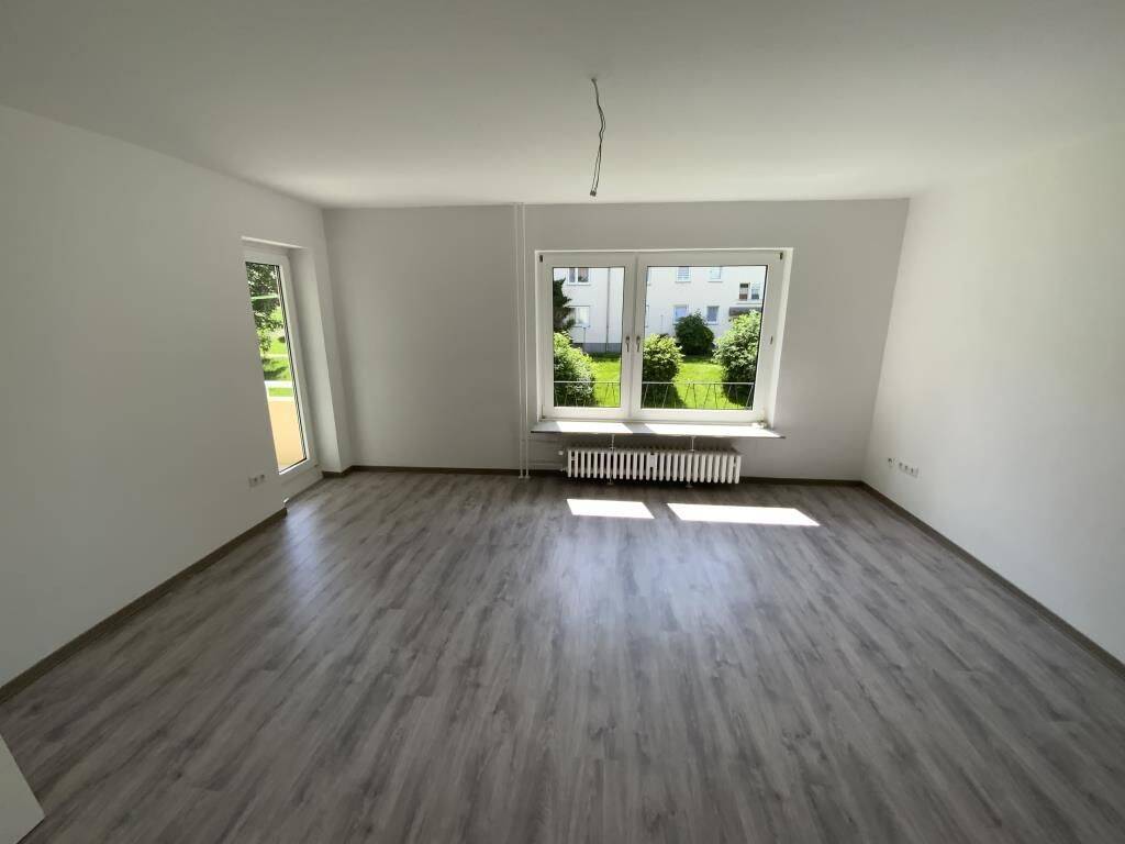 sofort frei! Helle 3-Zimmer-Wohnung in Plettenberg Kersmecke, 58840 Plettenberg