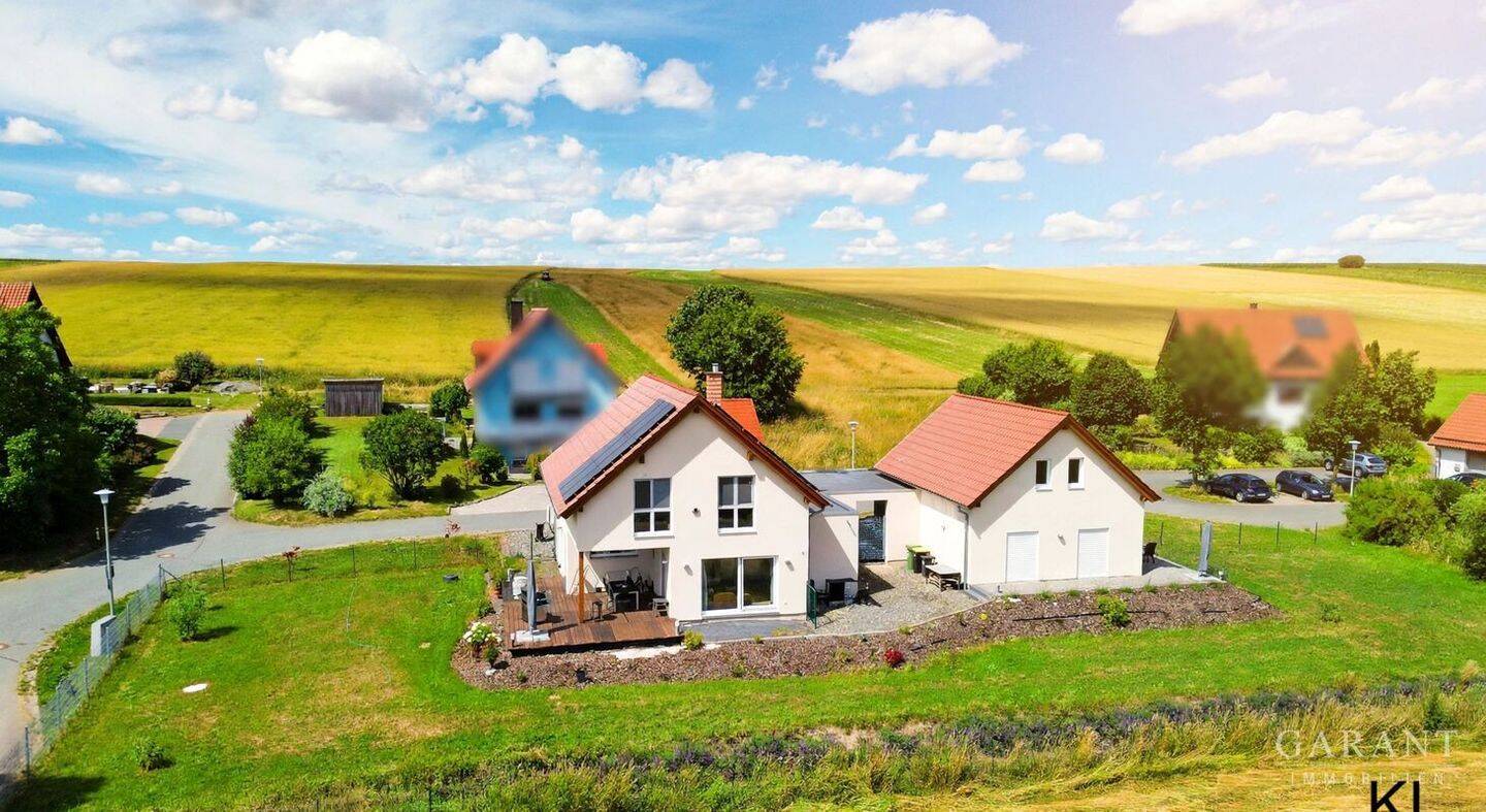 Ankommen statt bauen – neuwertiges Zuhause mit höchster Energieeffizienz und viel Lebensqualität, 95698 Bad Neualbenreuth