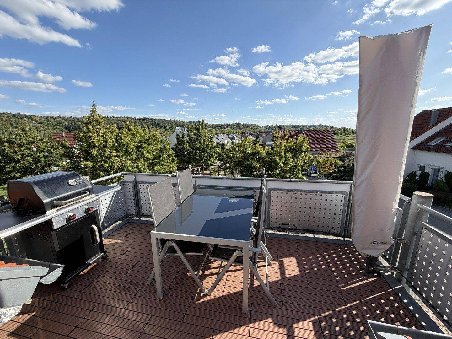 Maisonette mit Weitblick – 2 Balkone, Studio & Tiefgarage am ruhigen Ortsrand (provisionsfrei), 71154 Nufringen