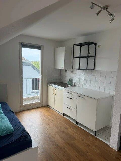Altenbochum: Helles Appartement | Duschbad | Pantryküche | Balkon, 44803 Bochum (Altenbochum Laer Wiemelhausen)