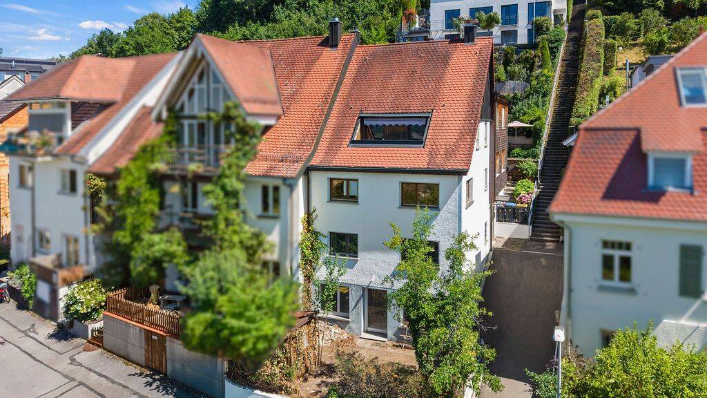 Einmalige Gelegenheit in Premiumlage! – Sanierungsbedürftige DHH in Ravensburg-Banneggstraße, 88214 Ravensburg