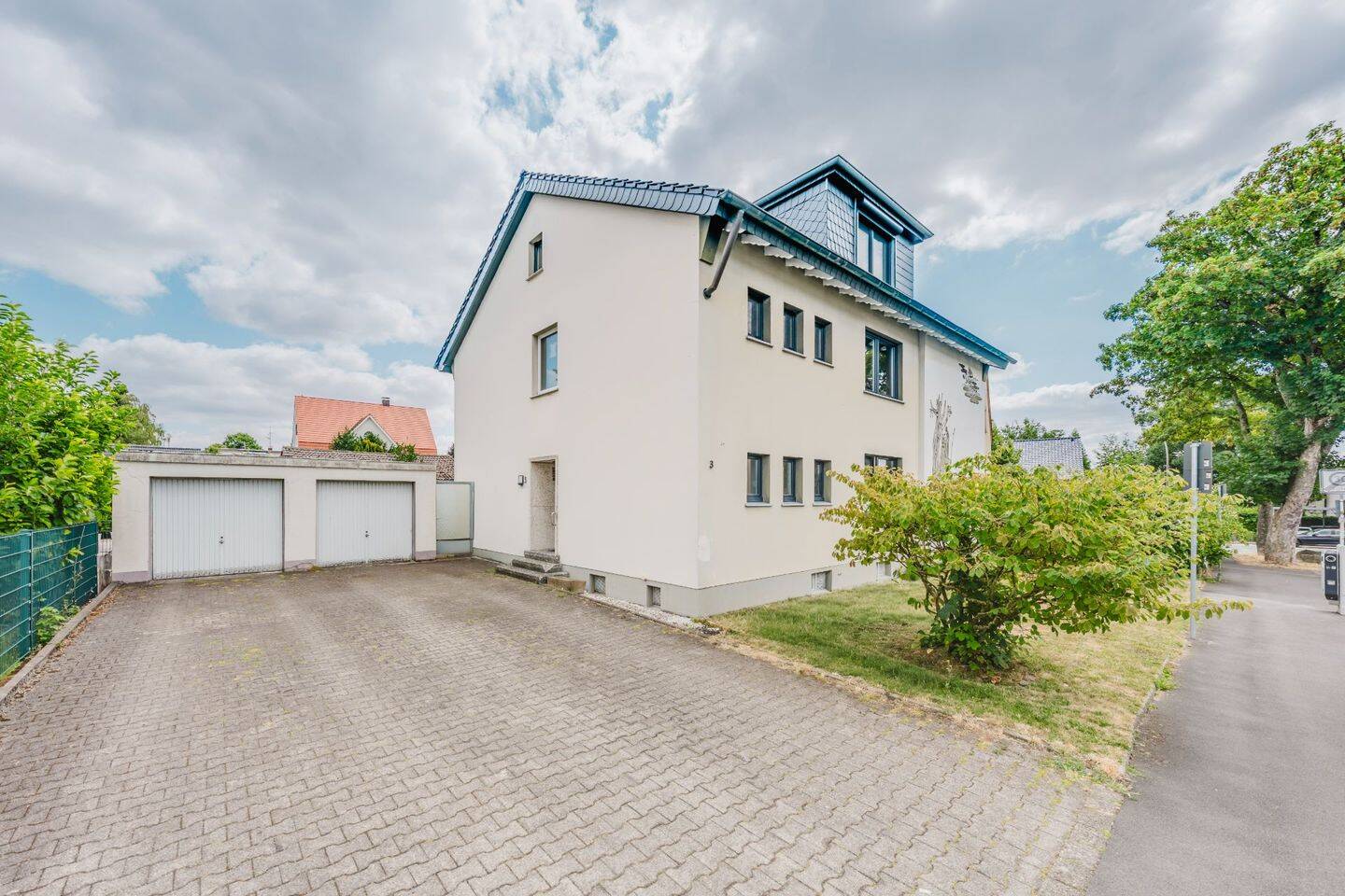 Raum für Ihre Wohnträume: Beeindruckende 155 m² Maisonette mit Kamin & Galerie, 44287 Dortmund (Aplerbeck Aplerbecker Mark Berghofen Schüren Sölde)