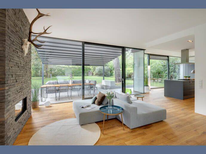 Möbliert: Designhaus mit weitläufigem Garten und viel Privatsphäre, 80997 München (Allach-Untermenzing Moosach Pasing-Obermenzing)