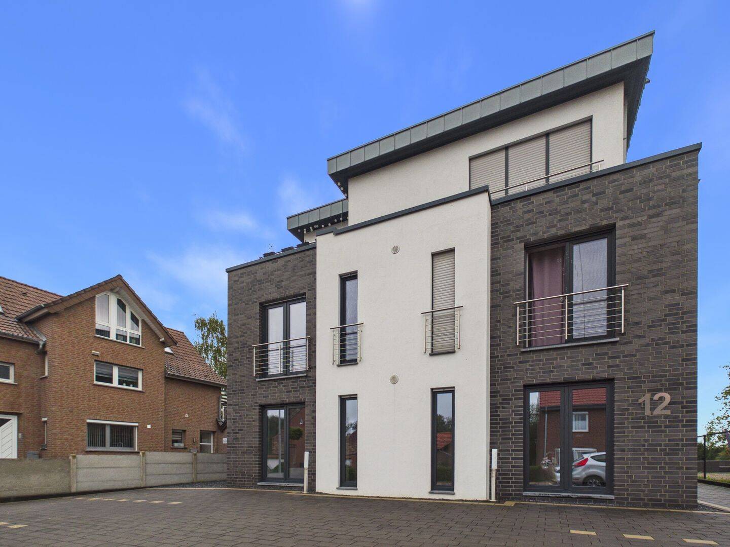 Stilvoll wohnen in Selfkant-Stein – Dreizimmeretagenwohnung mit Balkon & 2 Stellplätzen!, 52538 Selfkant