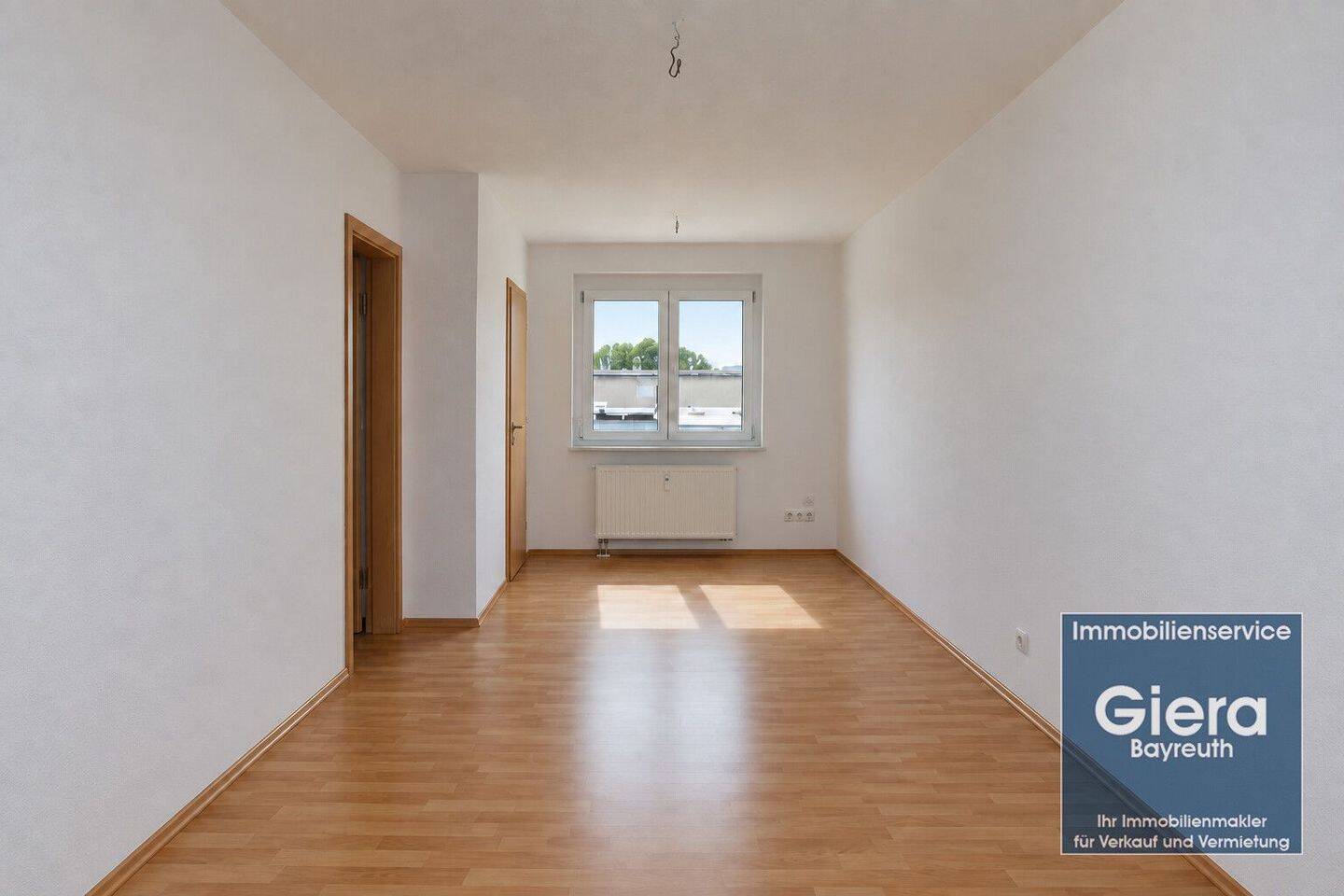 WG-Zimmer in 2er-WG mit Balkon für Studenten, 95447 Bayreuth (Altstadt Birken Glocke Meyernberg Saas)