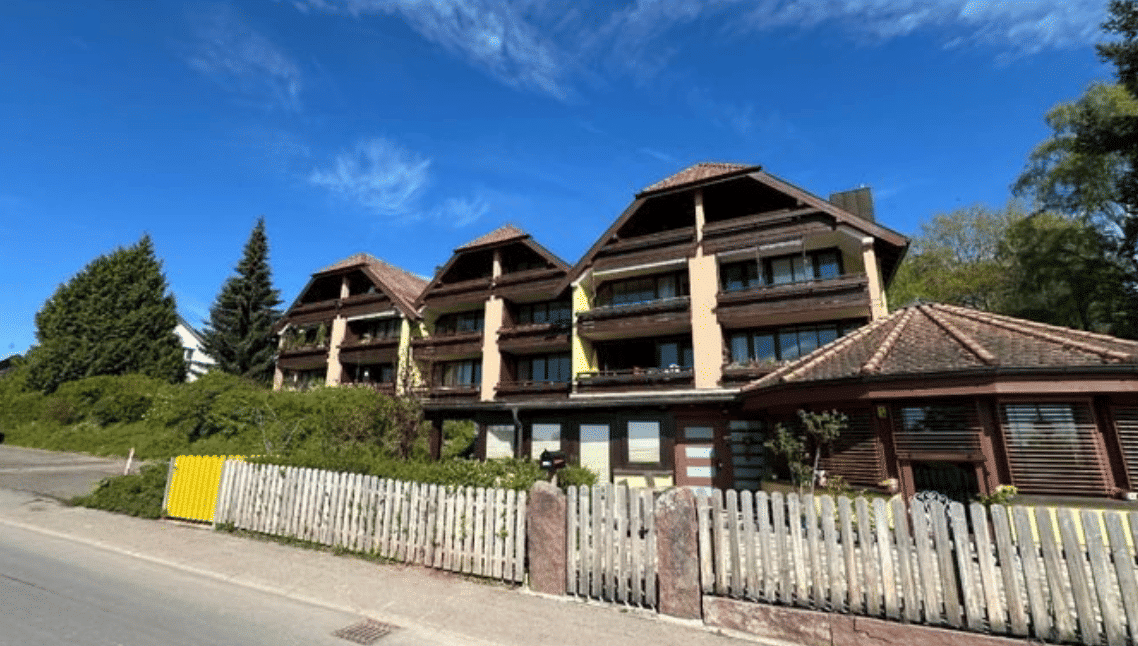 Ruhige 2 Zimmerwohnung in idyllischer Lage mit Balkon und Garagenstellplatz!, 75378 Bad Liebenzell