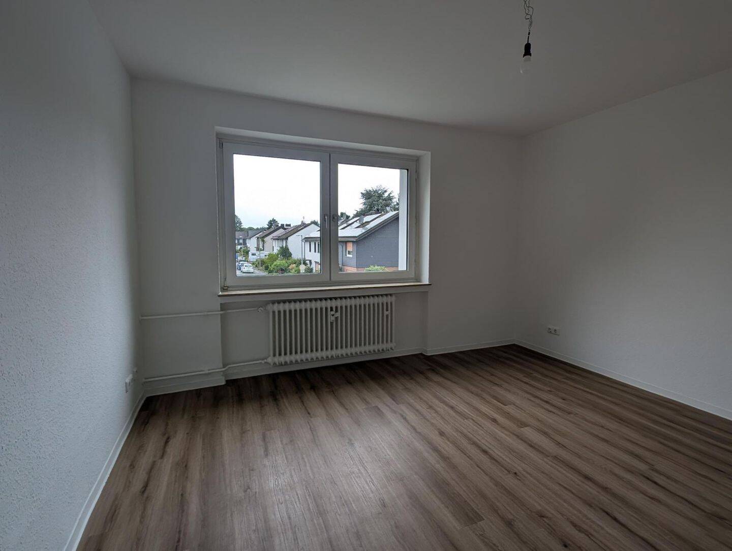 +++ Wir modernisieren – 2 Raumwohnung mit Balkon in Angerhausen +++, 47249 Duisburg (Buchholz Großenbaum Wanheim-Angerhausen)