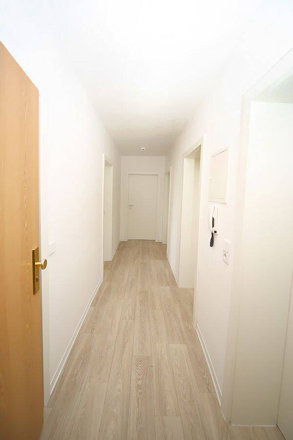 Attraktive Erdgeschosswohnung mit Balkon und ebenerdiger Dusche, 6308 Benndorf