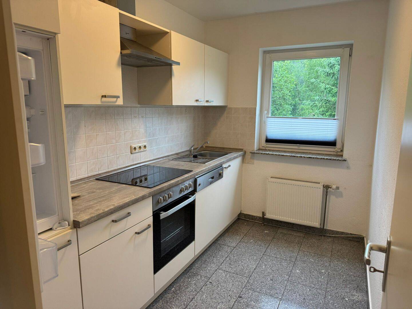 *2-Zi-Wohnung mit EBK im Grünen*, 37520 Osterode am Harz