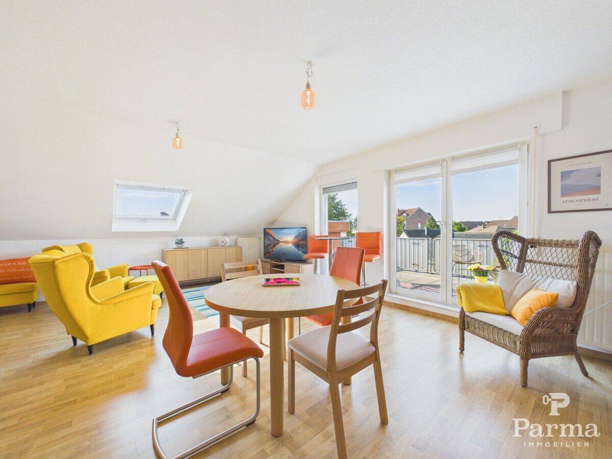 Lichtdurchflutete 3-Zimmer-Wohnung mit Dachterrasse und Aufzug in ruhiger Lage von Düren-Hoven, 52353 Düren