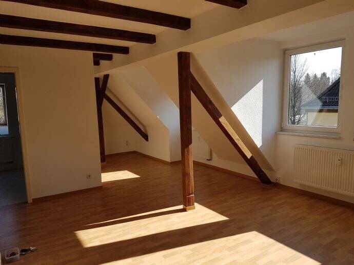 Gemütlich! Mitten im Grünen! 3 Raum + Garage!, 9119 Chemnitz (Helbersdorf Kapellenberg Kappel Zentrum)