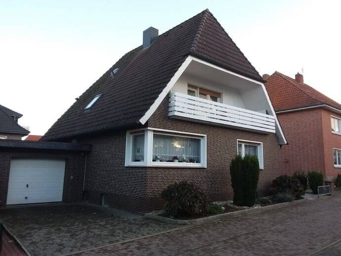 Einfam.-Haus in TOP Lage Twistringens mit GARAGE u. KELLER, o h n e Maklergebühr. Interessant auch für ANLEGER, da in 2 WE teilbar., 27239 Twistringen