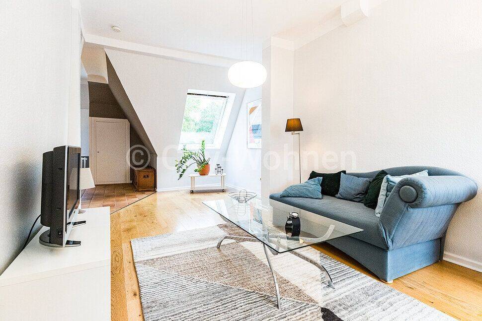 Außergewöhnliche, möblierte Maisonettewohnung mit Dachterrasse in Hamburg-Eppendorf, 20251 Hamburg (Hamburg-Nord Alsterdorf Eppendorf Hoheluft-Ost)