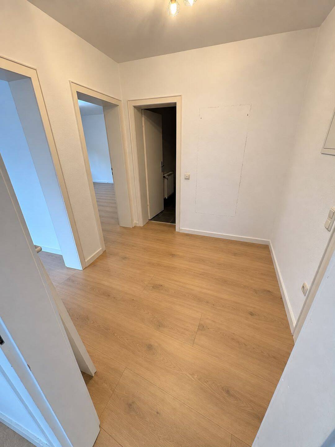 RÜ direkt vor der Tür | frisch renovierte 2-Zimmer-Wohnung, 45131 Essen (Rüttenscheid)