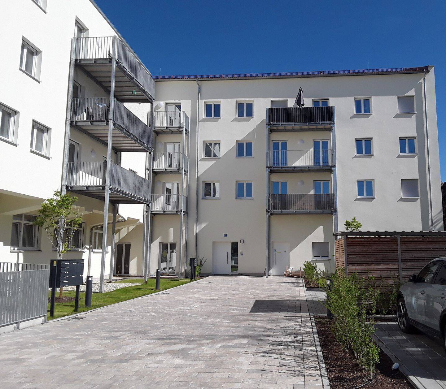 Wohnungen in schönem Wohn-und Geschäftshaus in Kelheim zu vermieten., 93309 Kelheim