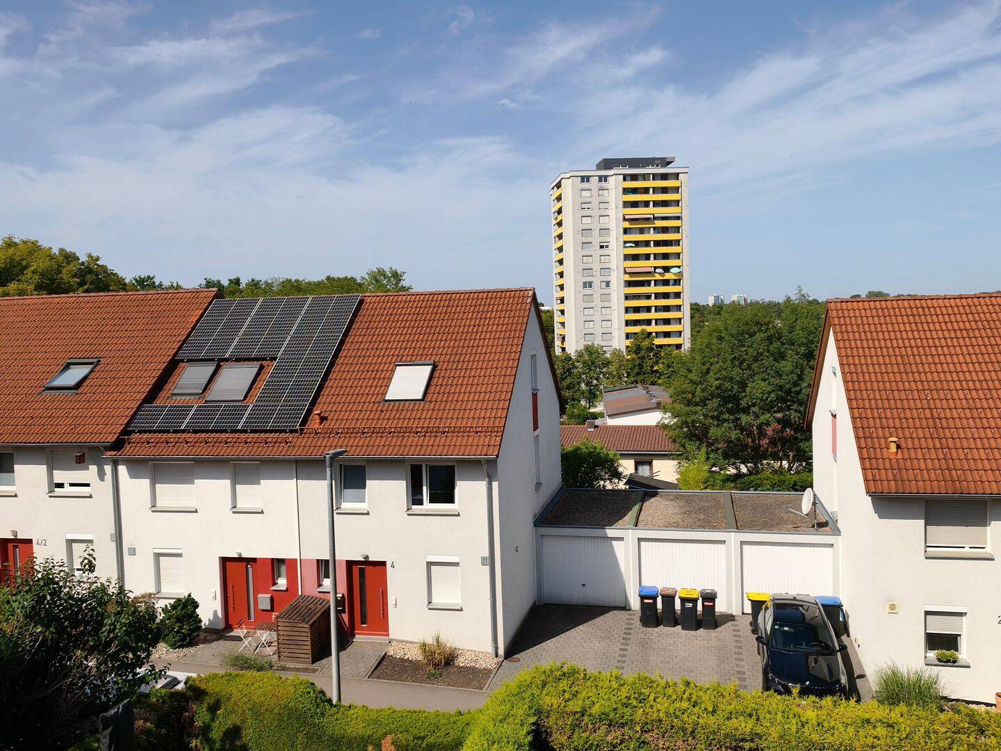 Reihenhaus mit Garten, Terrasse & Garage in Reutlingen/Sondelfingen, 72766 Reutlingen
