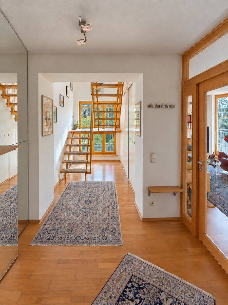 Wohnen mit Weitblick! Großzügige Maisonette-Wohnung auf über 120 m² mit Dachterrasse in Plauen, 1189 Dresden (Coschütz/Gittersee Kleinpestitz/Mockritz Naußlitz Plauen Räcknitz/Zschertnitz)