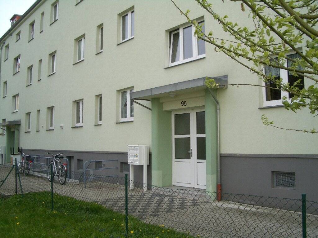 Achtung neuer Preis! 2-Zimmerwohnung mit separater Wohnküche nahe dem Großen Garten!, 1237 Dresden