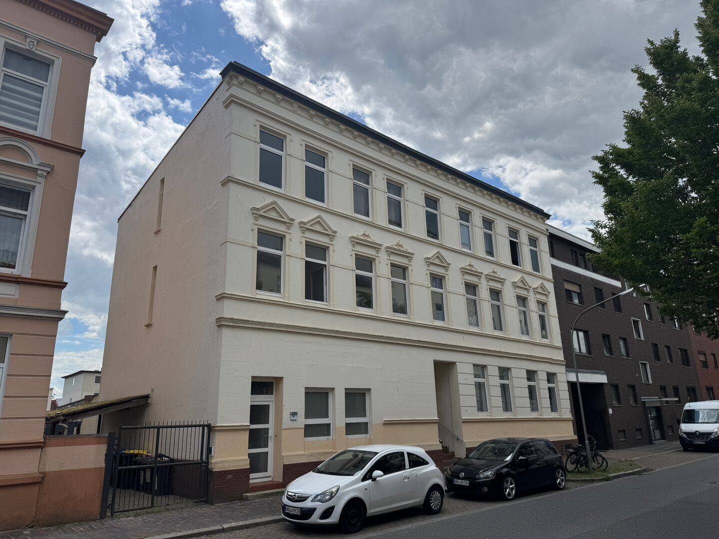 Charmante 1-Zimmer-Eigentumswohnung mit Galerieebene, 26382 Wilhelmshaven (Bant Heppens Innenhafen Innenstadt Siebethsburg)