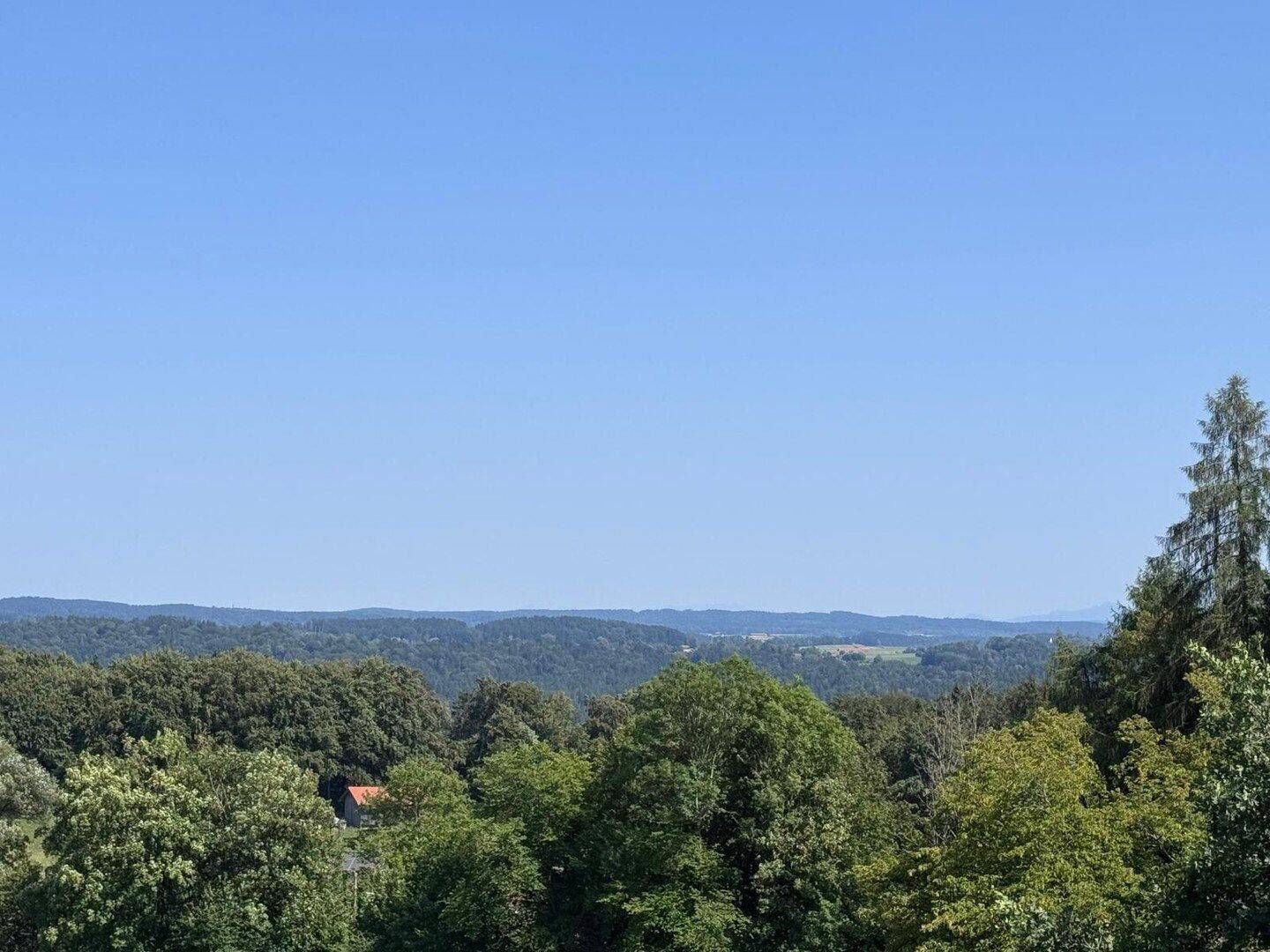 Von privat – Einfamilienhaus mit Einliegerwohnung auf großzügigem Grundstück (renovierungsbedürftig), 82057 Icking