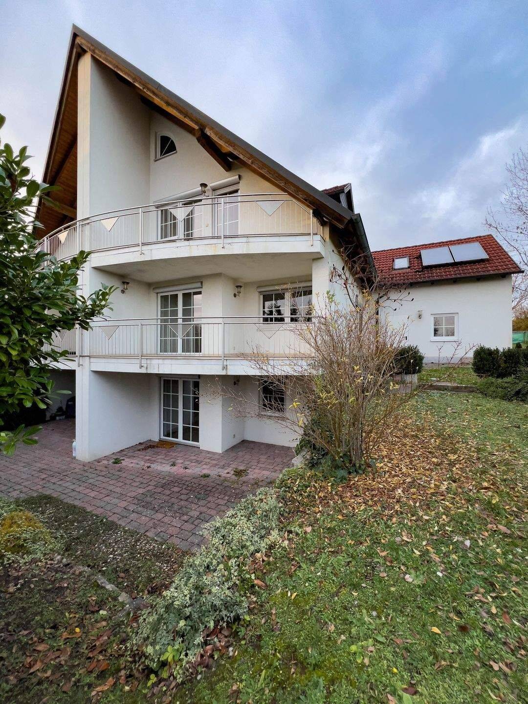 Großzügige DHH in ruhiger Lage, 97702 Münnerstadt
