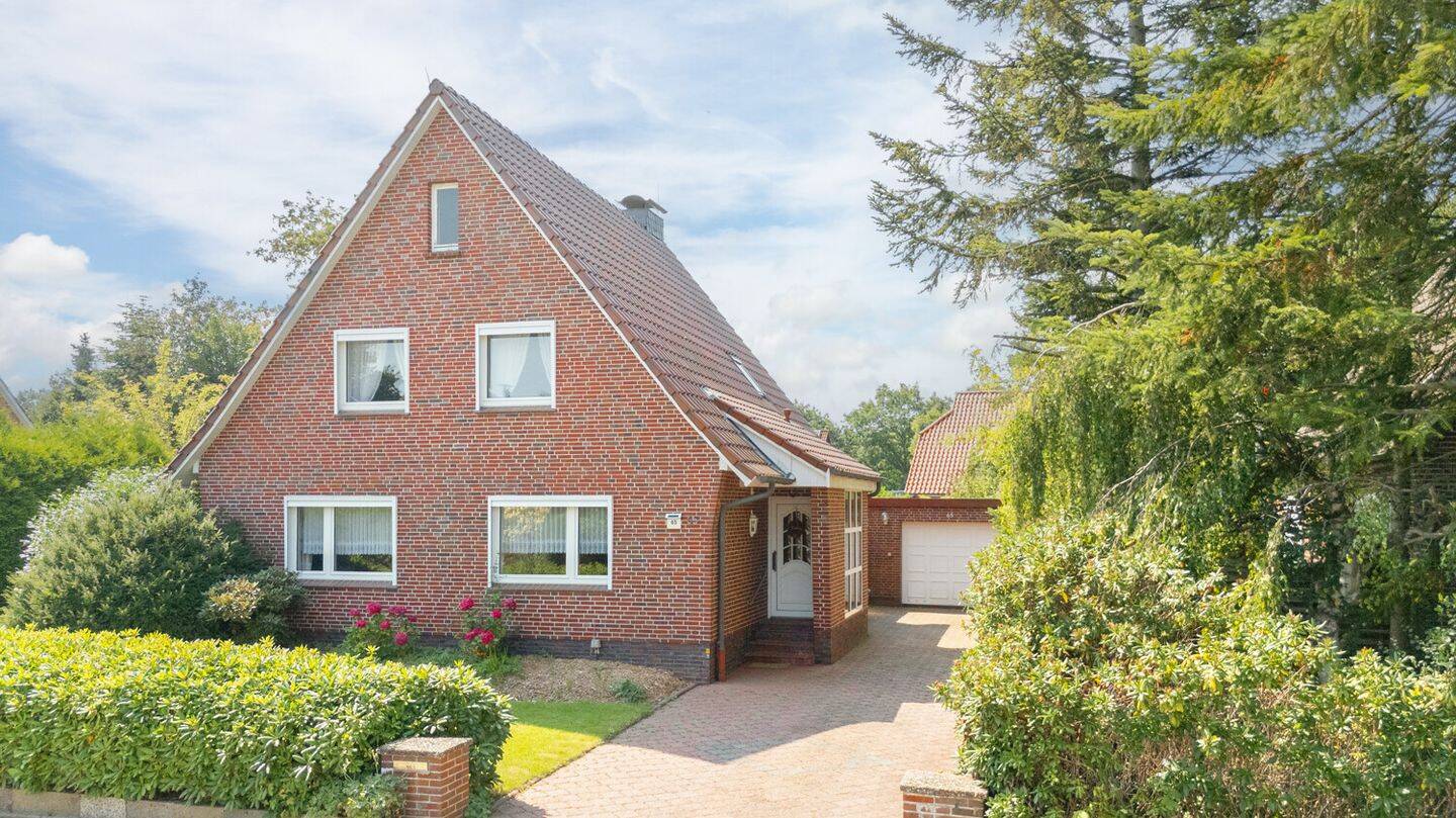 Viel Platz, ruhige Wohnlage und Gestaltungspotenzial – Gepflegtes Einfamilienhaus in Norden, 26506 Norden