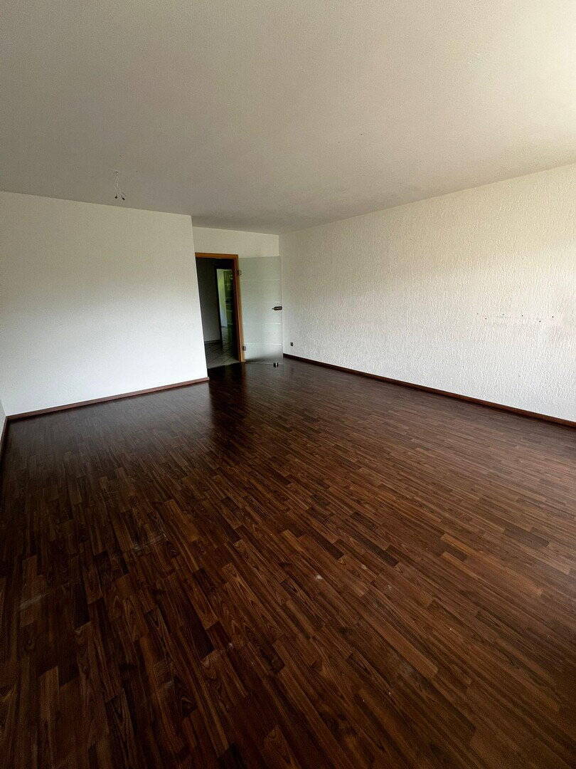 Geschmackvolle 3,5-Zimmer-Wohnung in Holthausen mit gut ausgestattetem Wohnbereich, Balkon und EBK, 45472 Mülheim an der Ruhr (Heißen Heißen-Fulerum Holthausen Mitte-Ost Winkhausen)